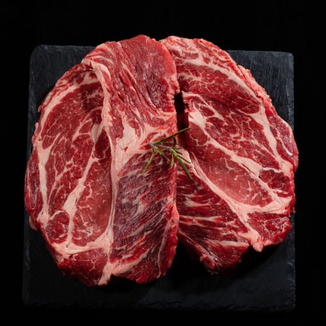 푸짐홈파티 (황제갈비살 200g+부채살 200g+토시살 200g+등심 300g) / 우삼겹 300g+허브솔트+스테이크소스 서비스증정