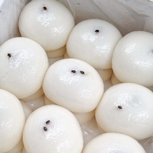 국내산 멥쌀을 발효해서 쪄낸 잔기지떡