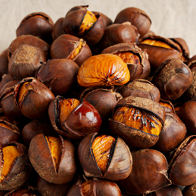 껍질이 쏙! 간편하게 먹는 건강간식 약단밤&생율밤