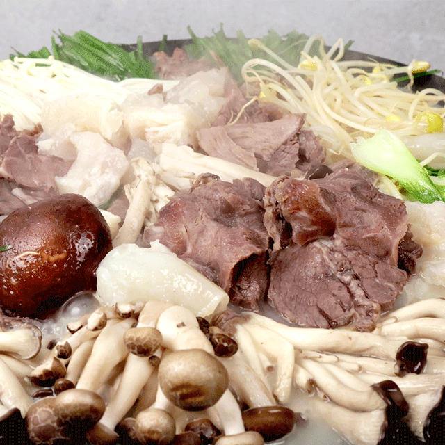 양 푸짐한 모듬 도가니 한우 사태 소머리 수육전골 밀키트