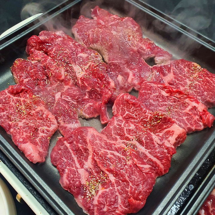 (당일발송)소한마리세트 1kg(국내산 1등급 소고기)