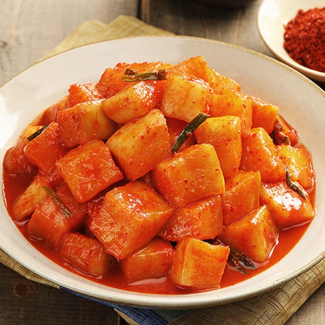26년전통 귀빈정 국산고추가루 진심 깍두기1kg