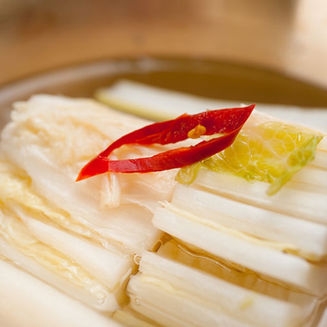 26년전통 귀빈정 국산고추가루 진심 백김치1kg
