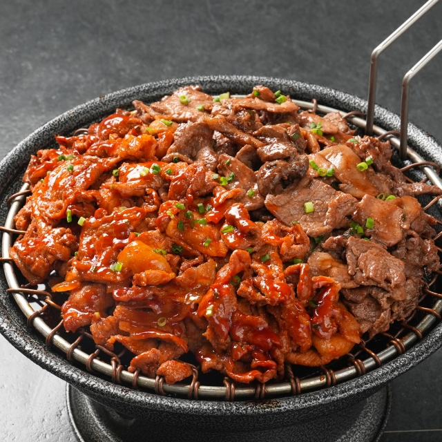 [국내산 한돈] 특제비법 소스로 24시간 숙성한 간장불고기 매콤 불고기 300g 