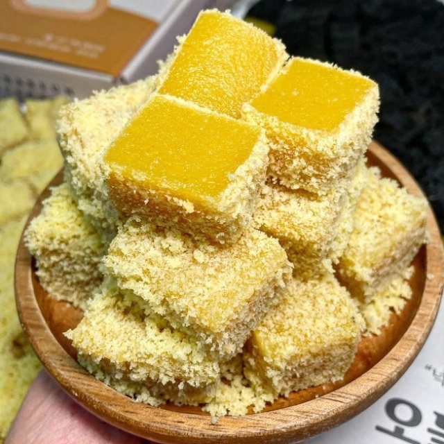 쫀득쫀득 카스테라 찹쌀떡 호박인절미