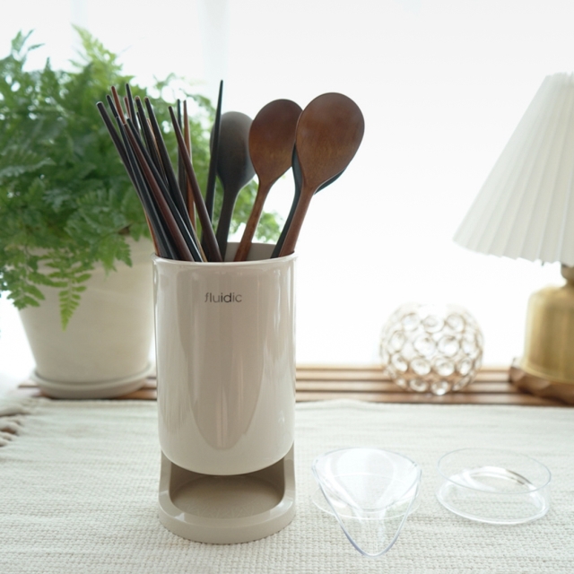 플루딕 자동 물빠짐 수저통 ver2